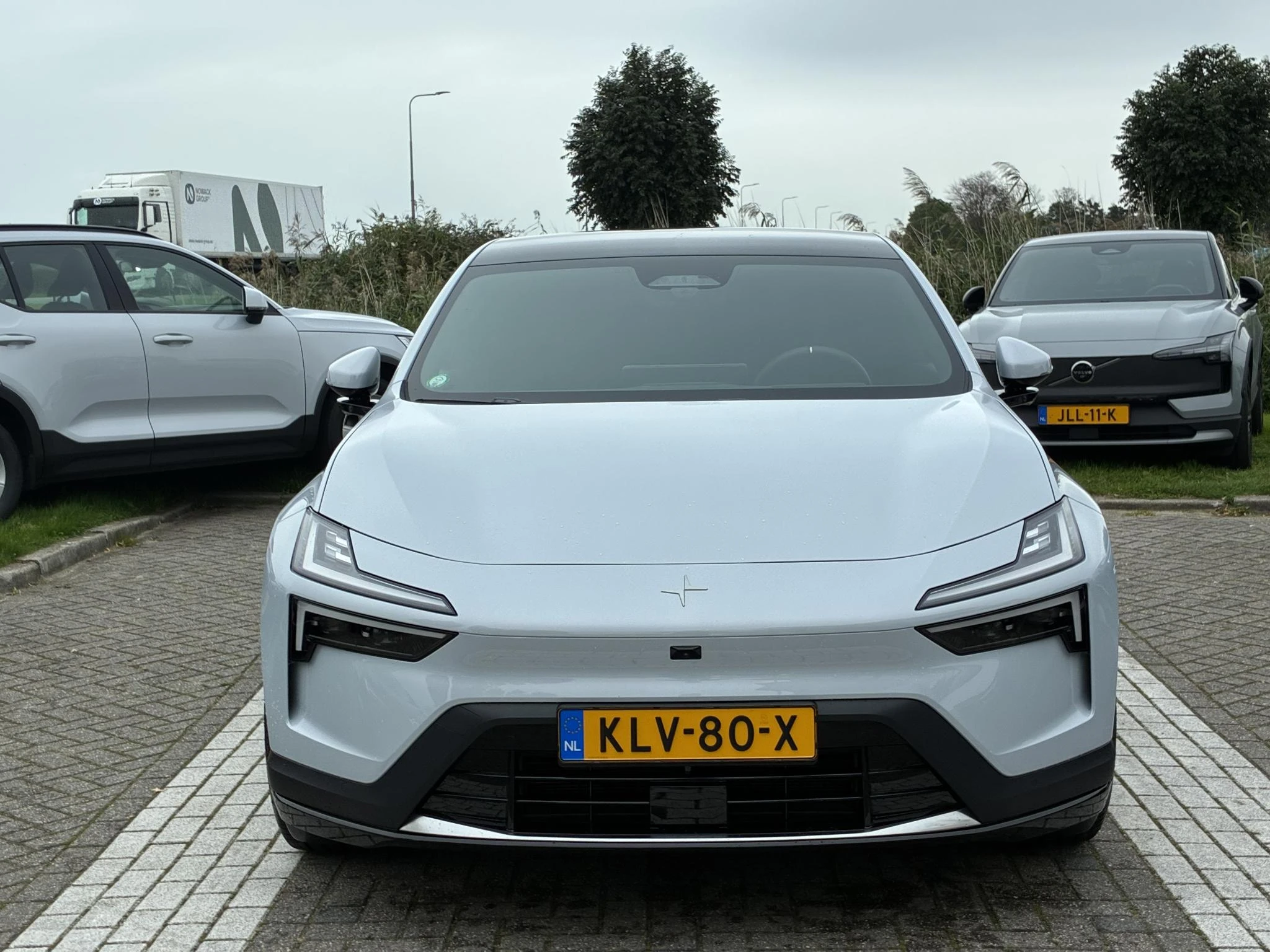 Polestar-4-image-1