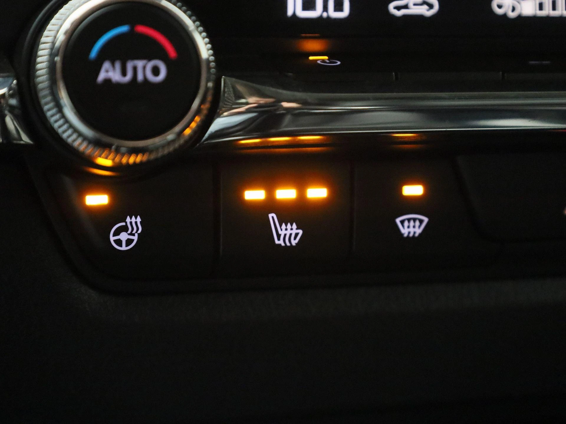 Mazda-CX-30-image-25