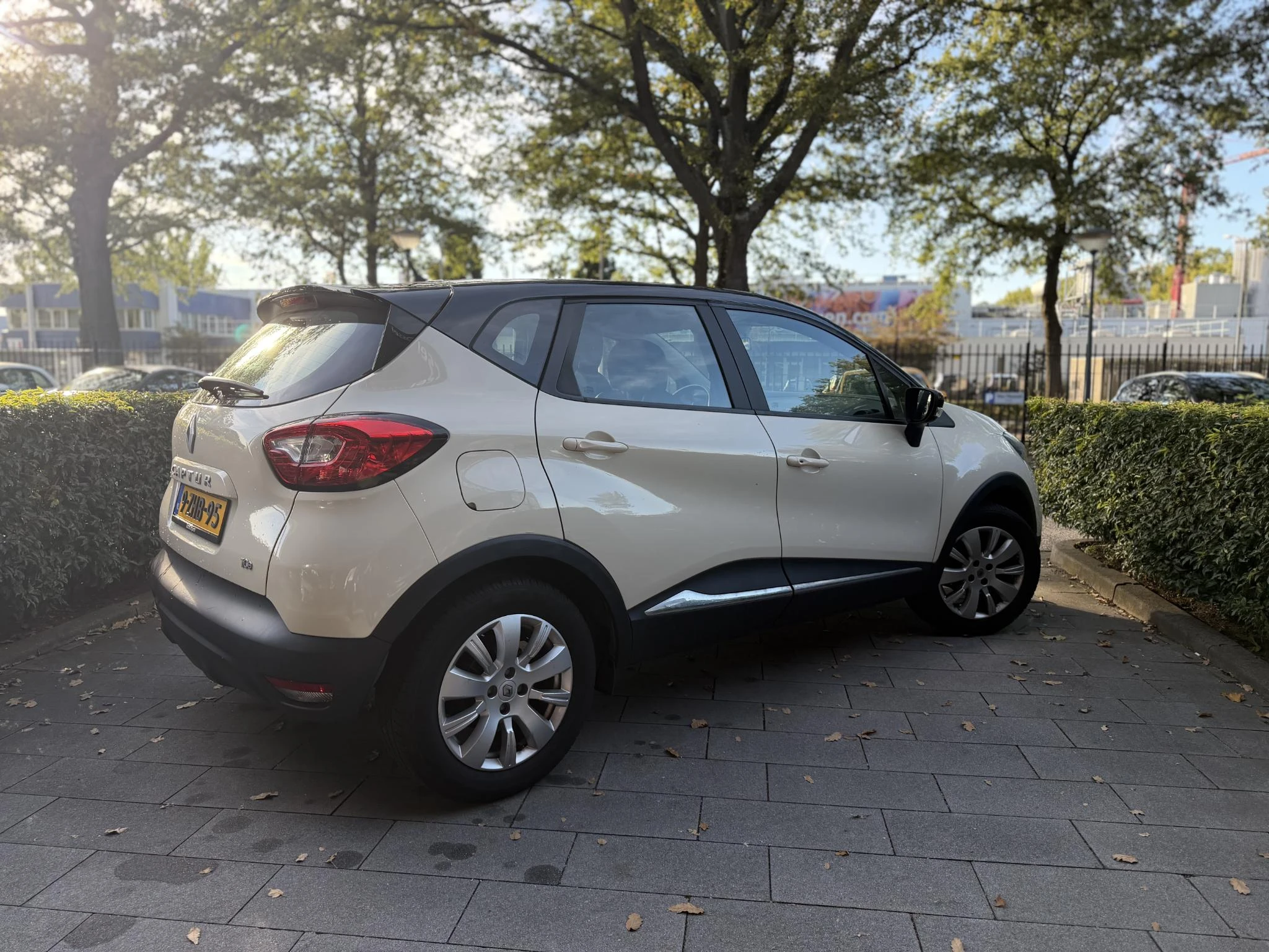 Renault-Captur-image-2
