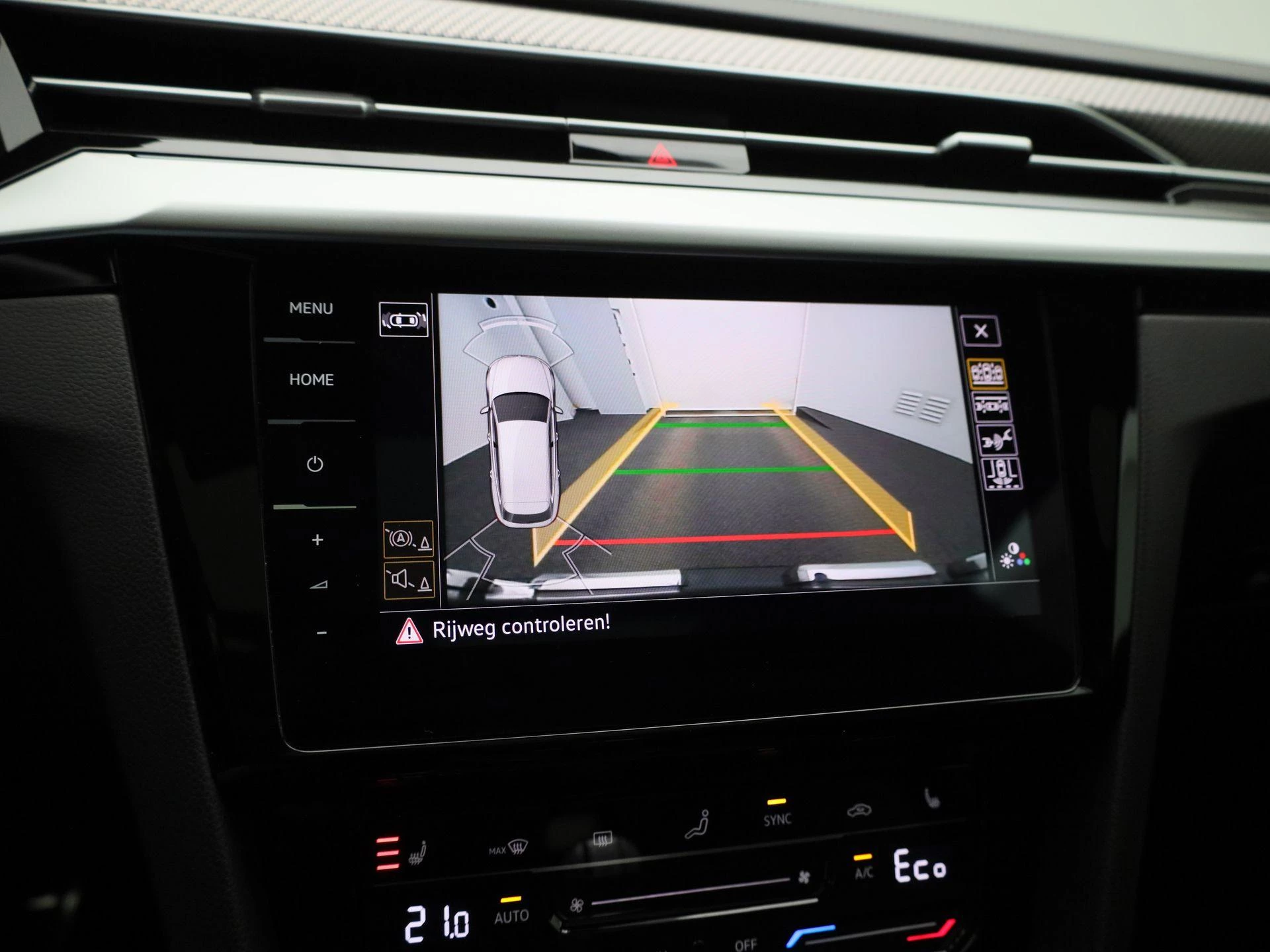 Volkswagen-Arteon-image-31