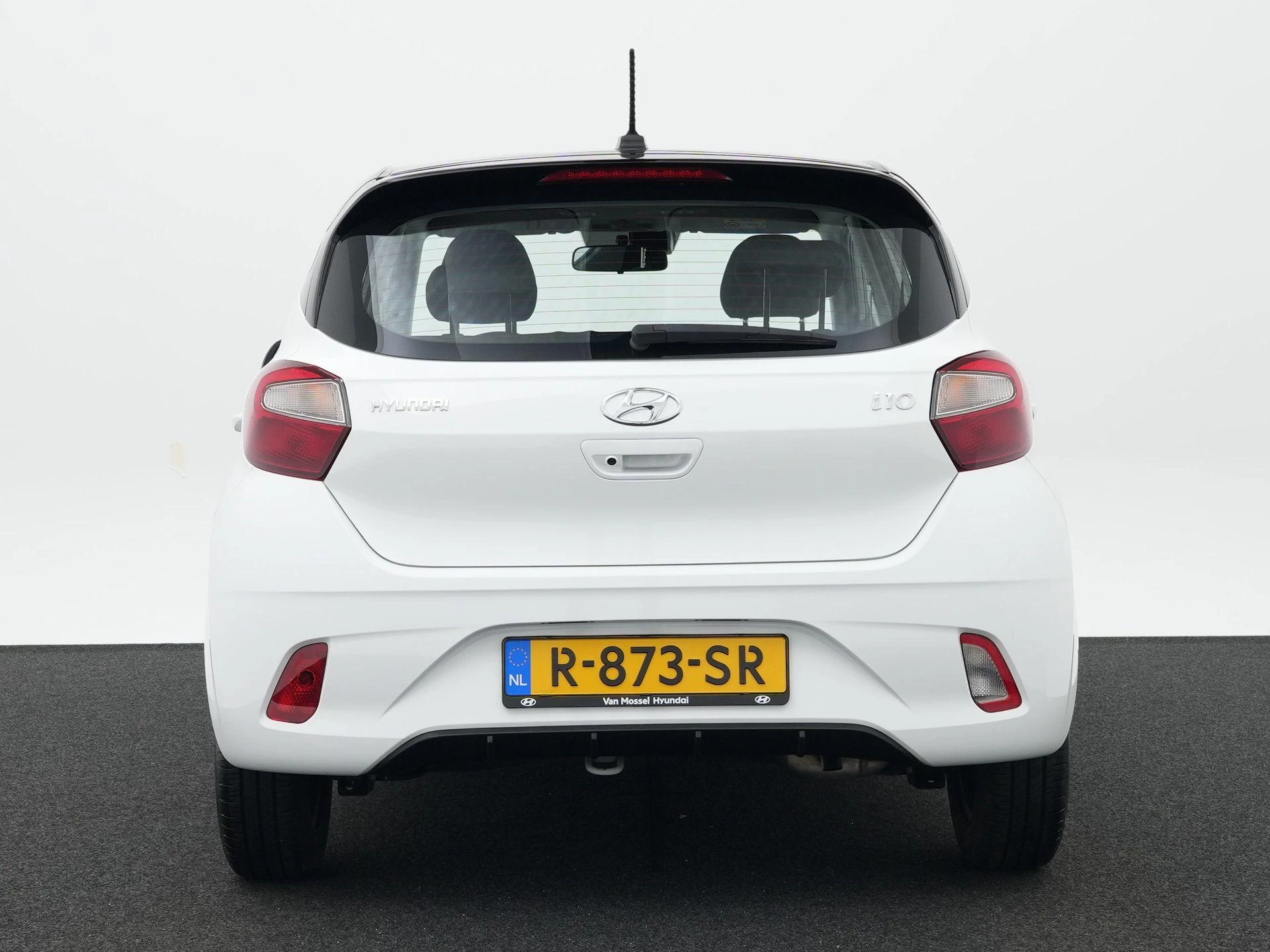 Hyundai-i10-image-8