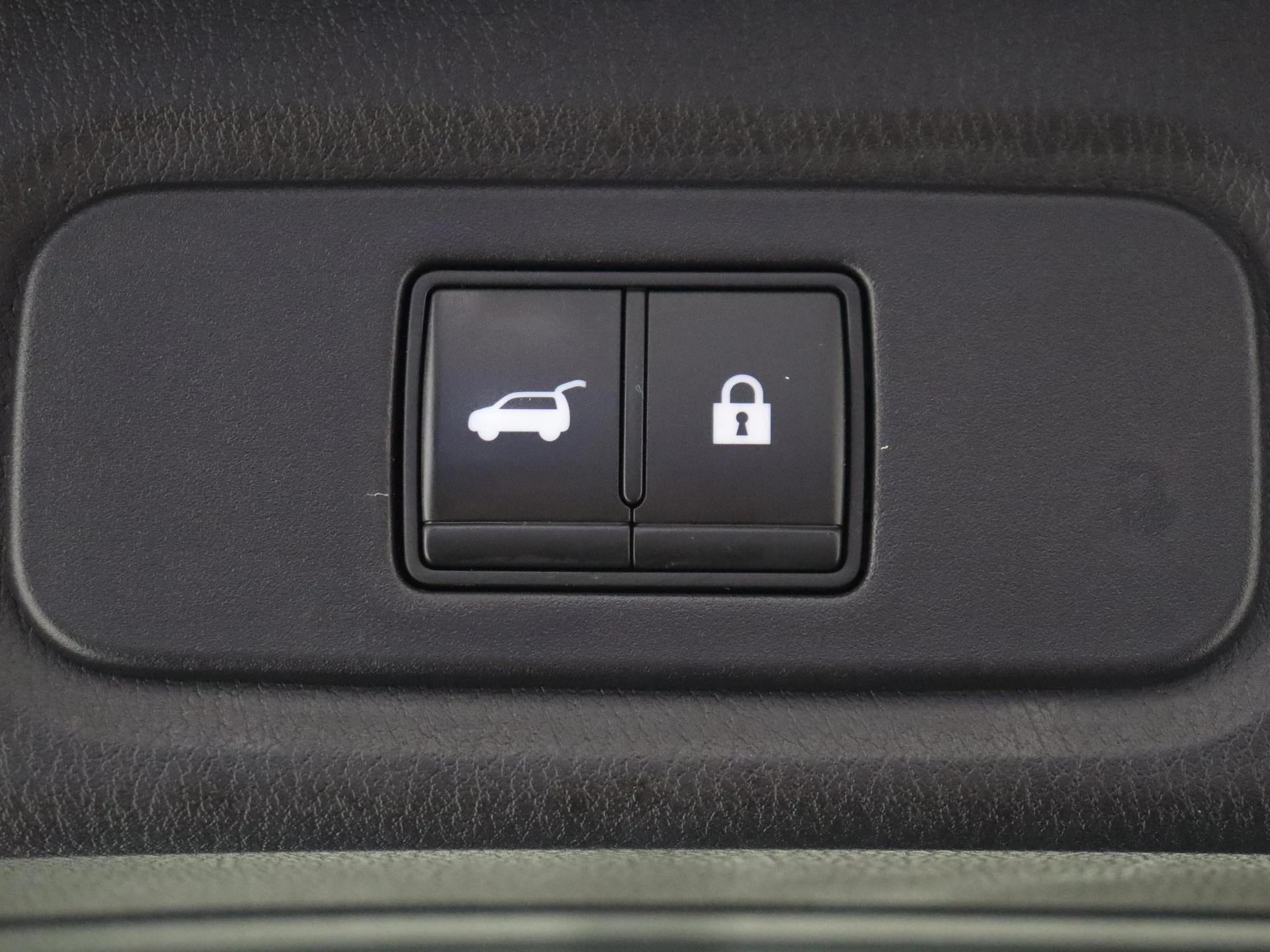 Nissan-QASHQAI-image-28