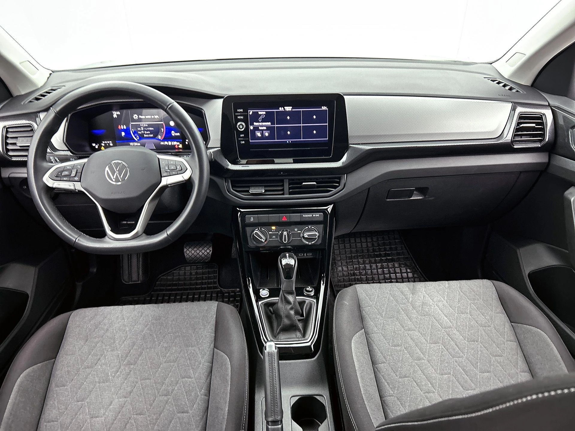 Volkswagen-T-Cross-image-18
