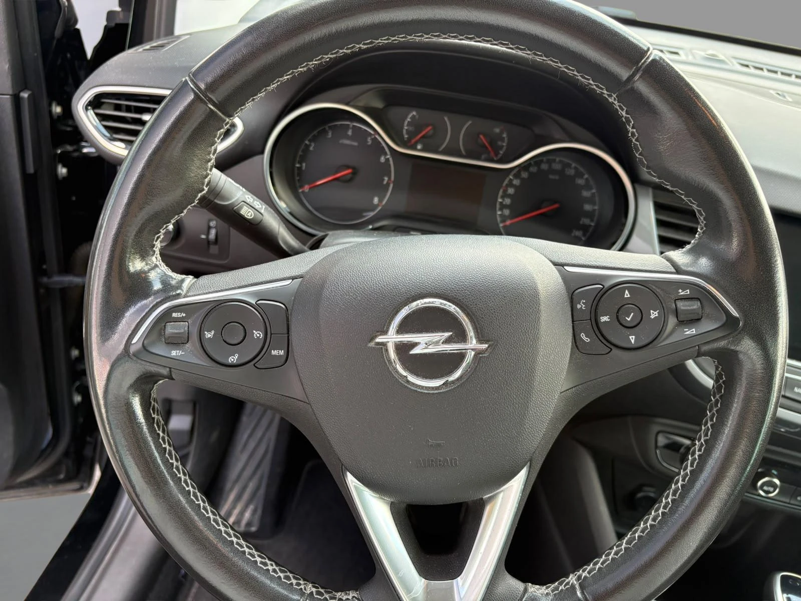 Opel-Crossland X-image-13