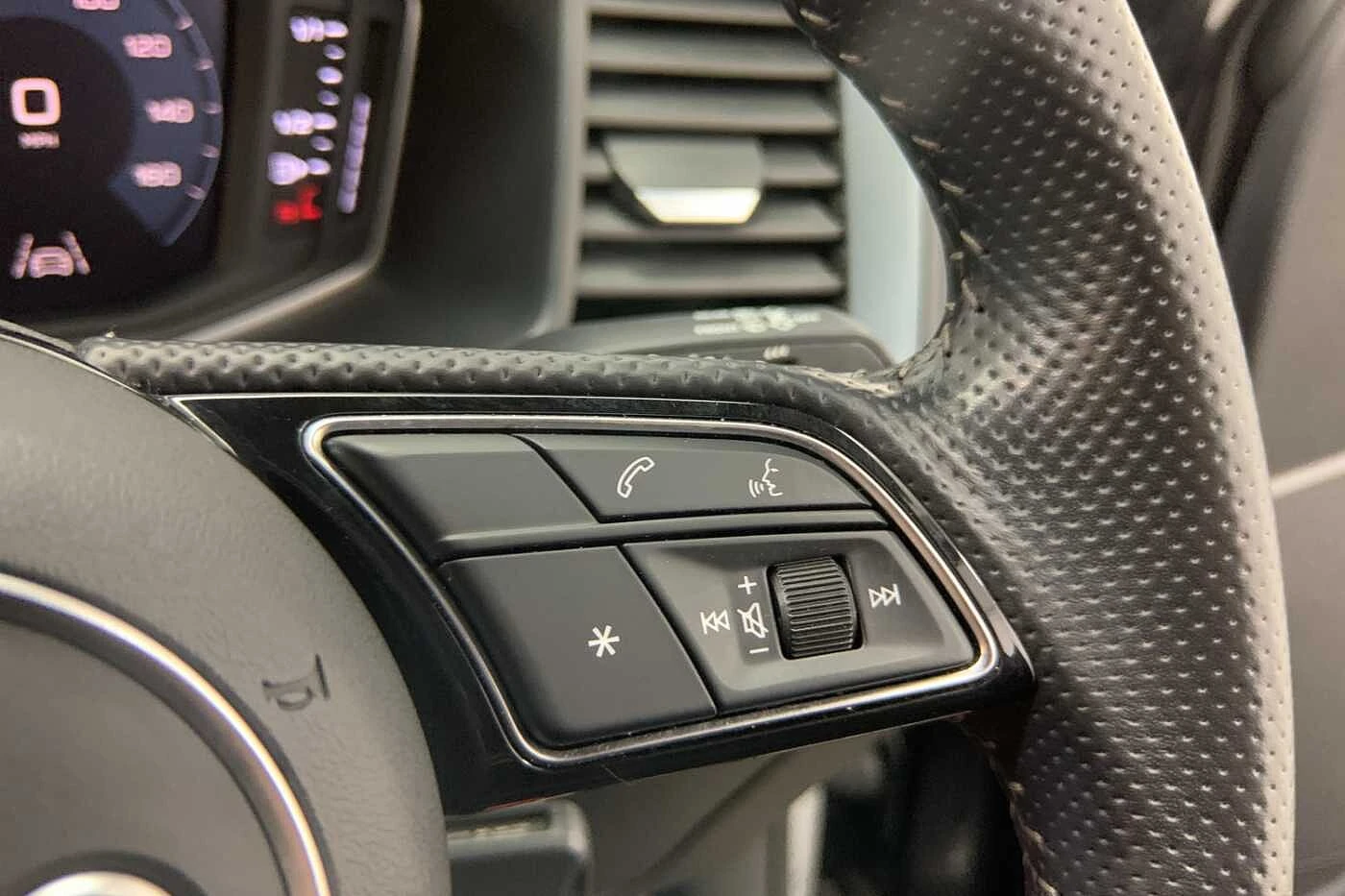 Audi-A1 Sportback-image-19