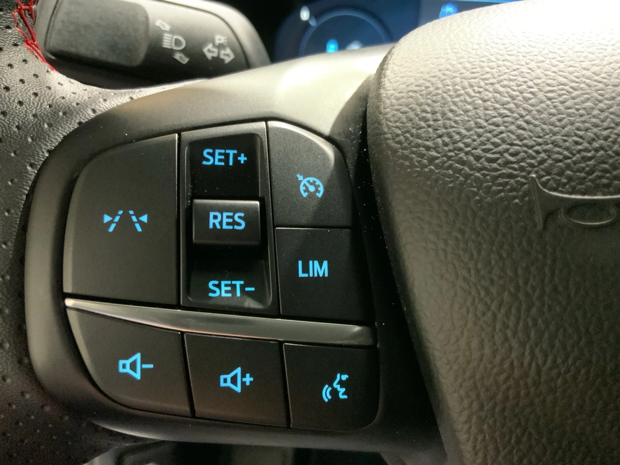 Ford Kuga ST-Line Plug-in*LED-MATRIX*KAM*NAVI*WINTER-PKT.