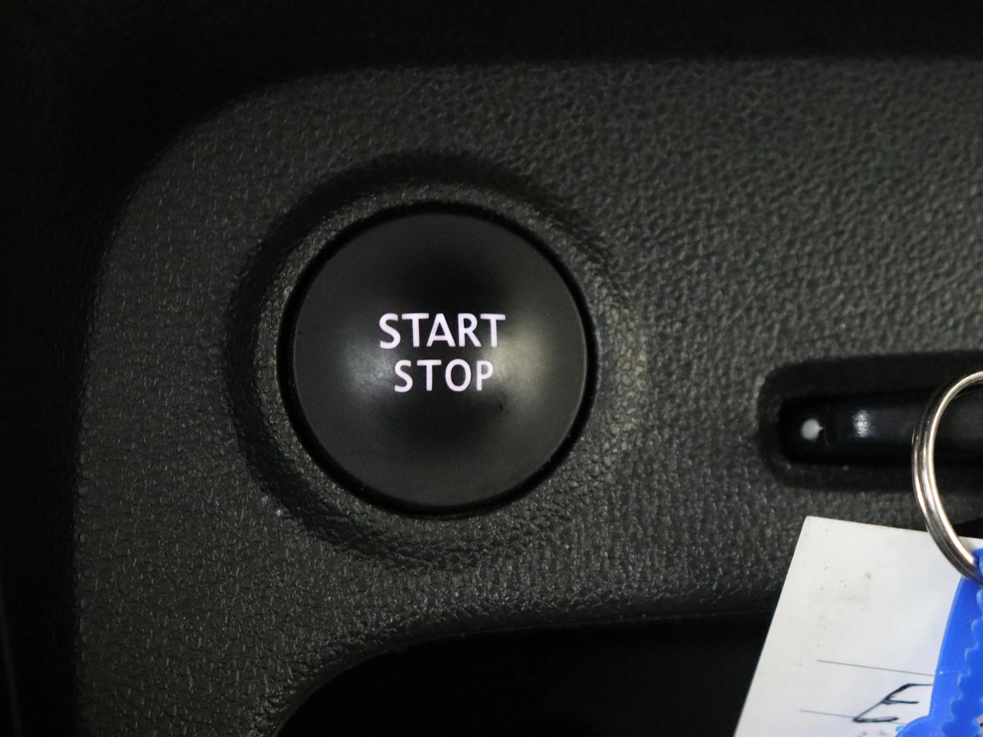 Renault-Captur-image-22