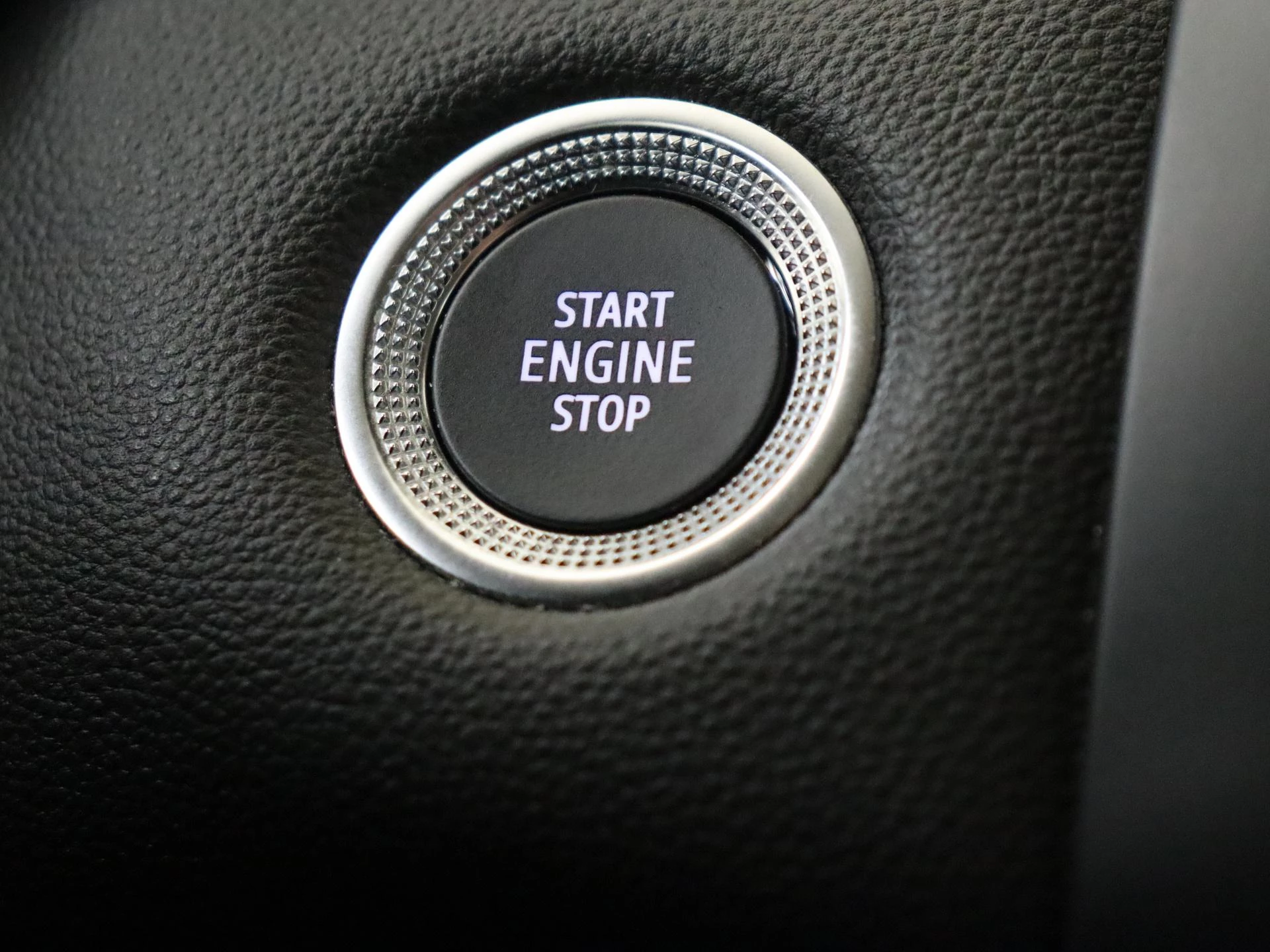 Renault-Captur-image-25