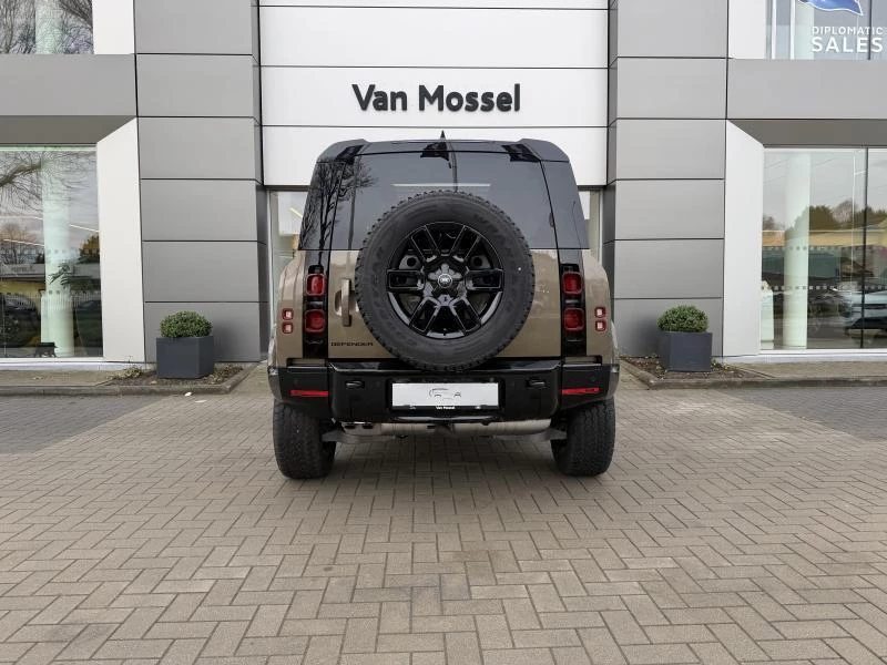 Land Rover Defender 90 D200 X-DYNAMIC