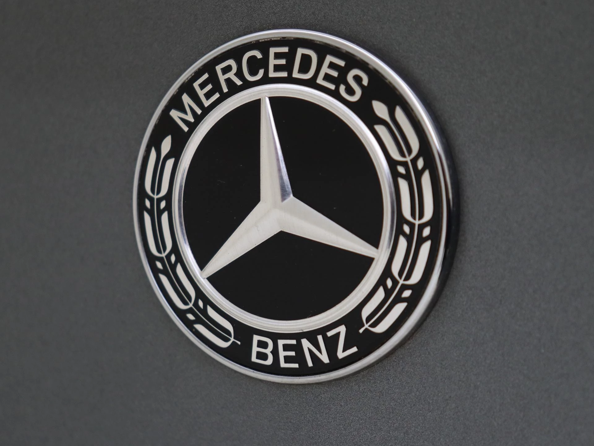 Mercedes-Benz-E-Klasse-image-26