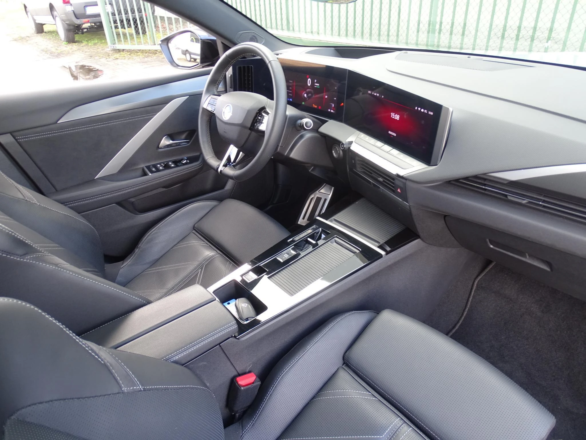 Opel-Astra-image-14