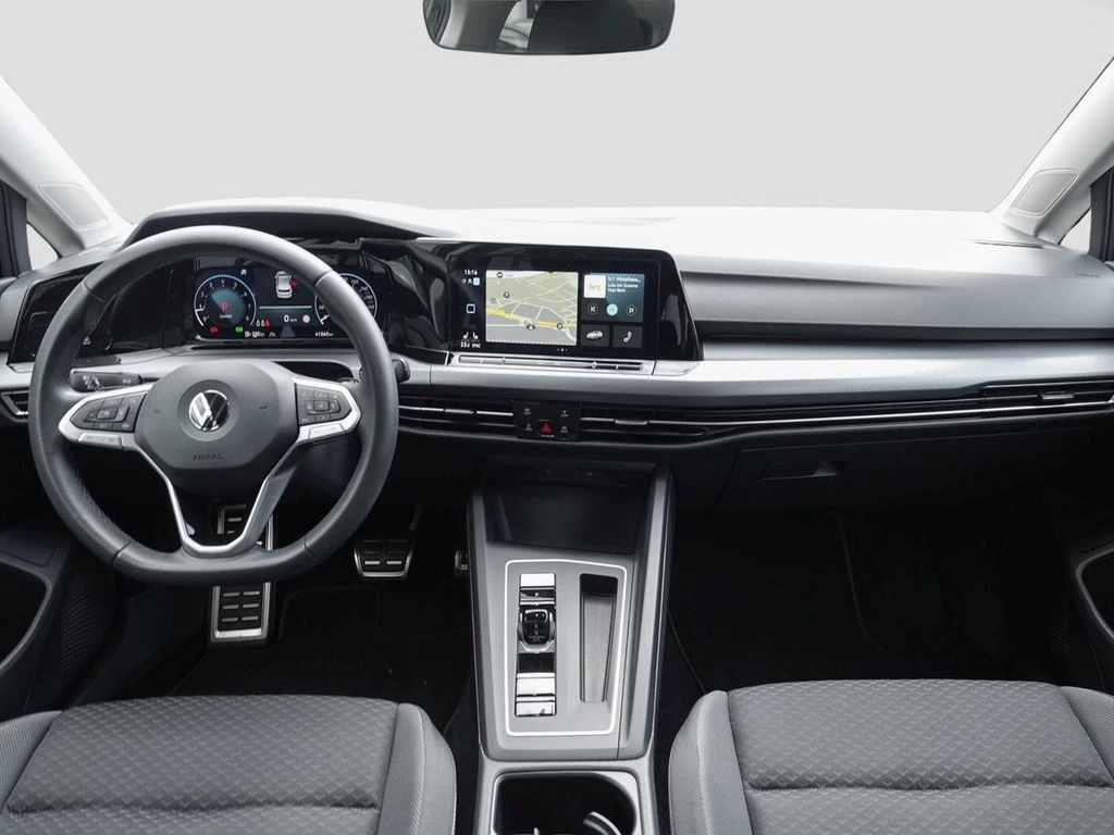 Volkswagen Golf VIII 1.5 eTSI DSG Active Navi/RFK/LED