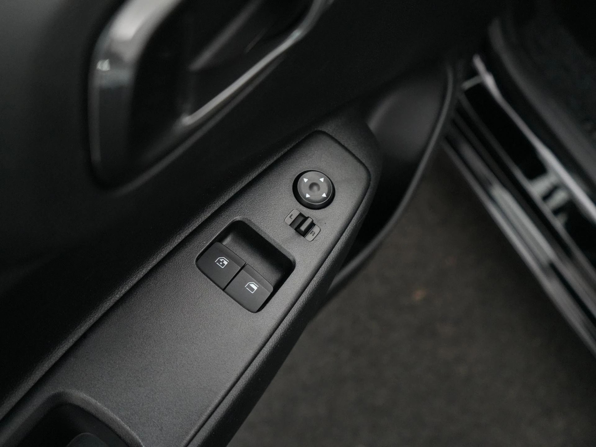 Hyundai-i10-image-24