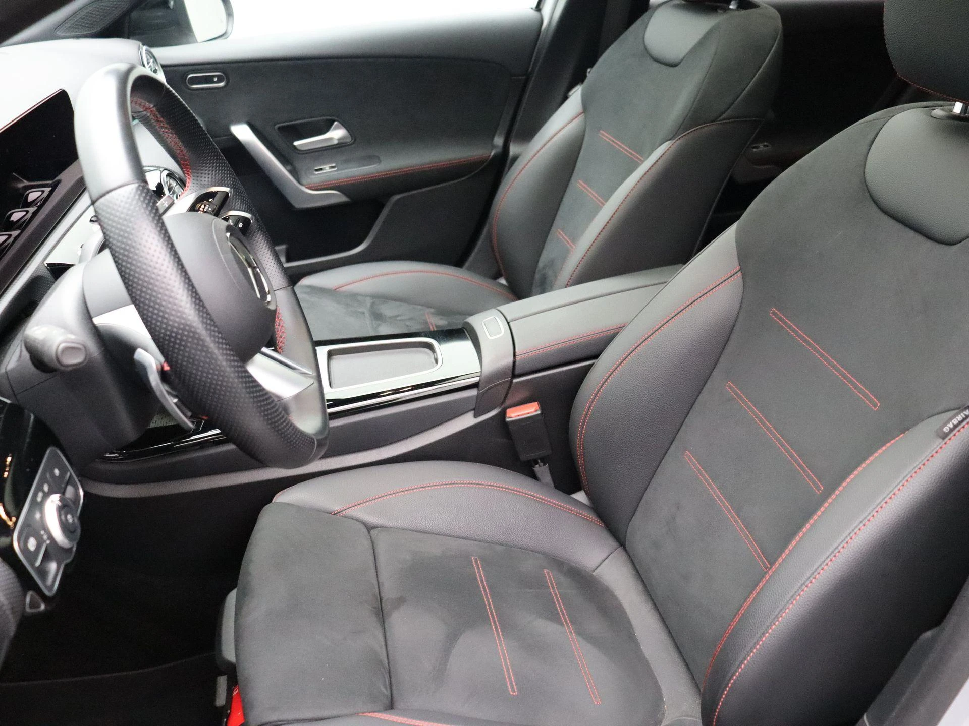 Mercedes-Benz-Classe A-image-13