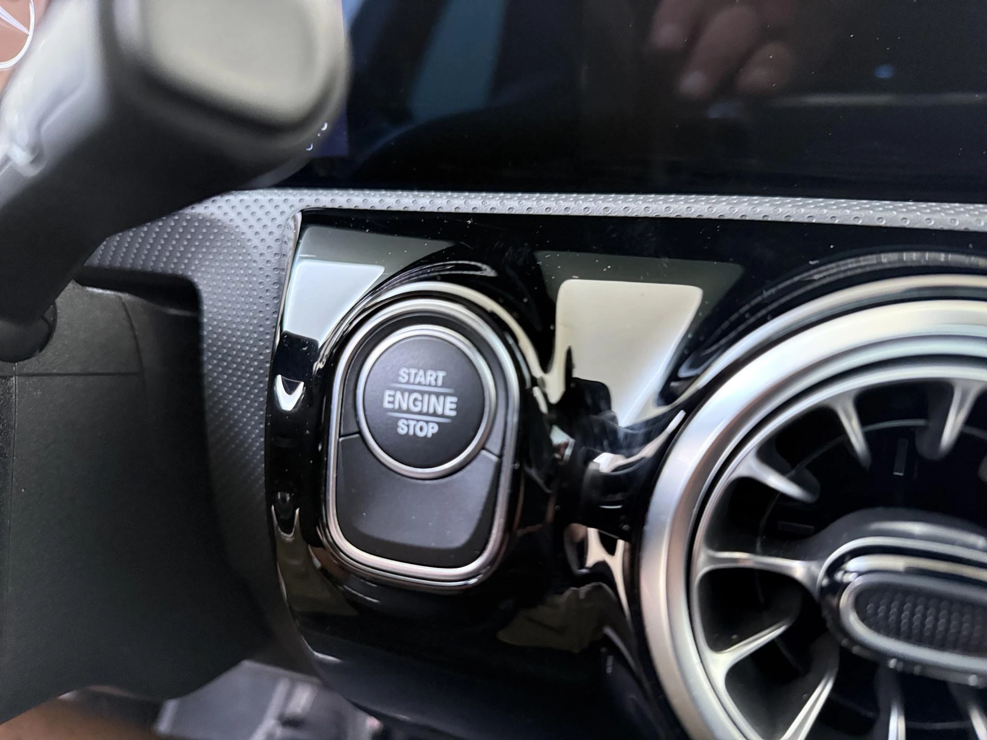 Mercedes-Benz-A-Klasse-image-21