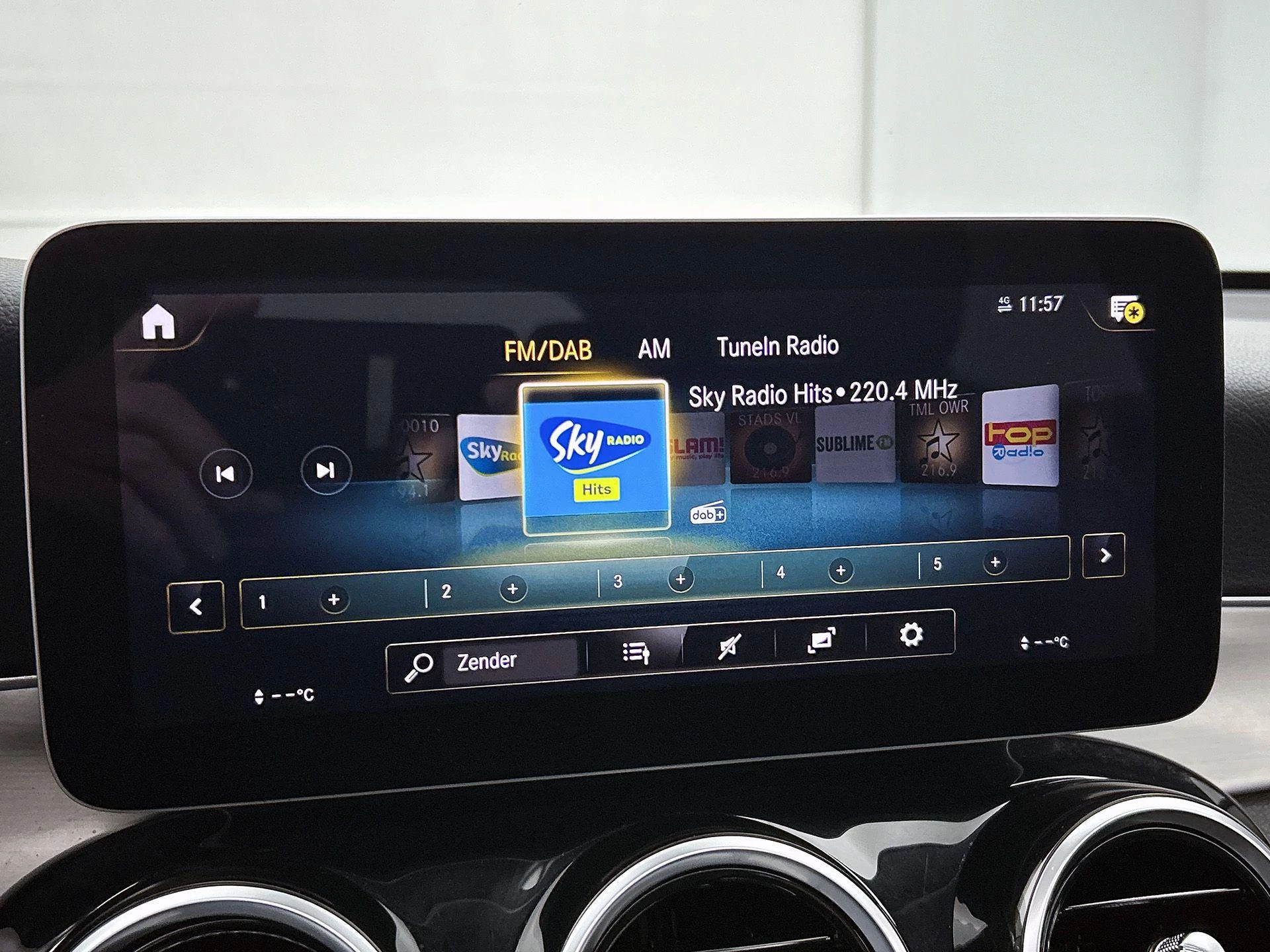 Mercedes-Benz GLC 300e 4MATIC Business Solution AMG