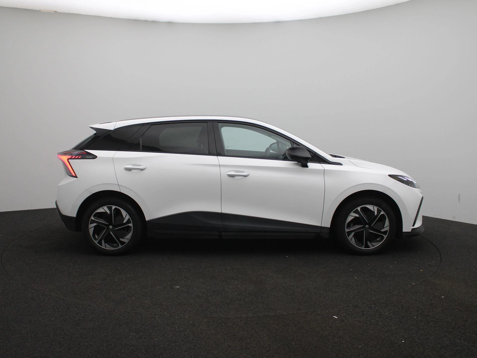 MG-MG4 EV-image-5