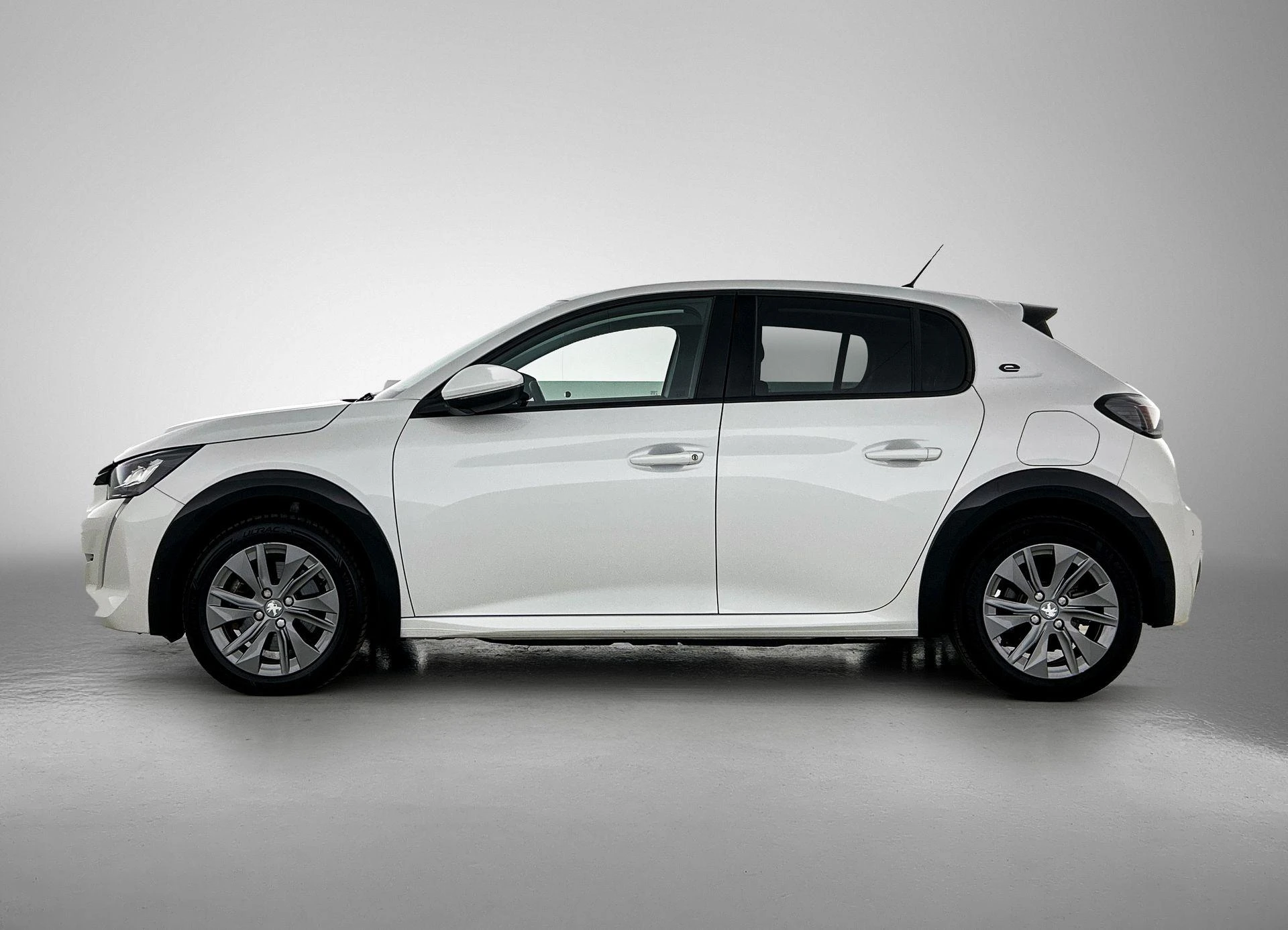 Peugeot e-208 EV Allure 50 kWh