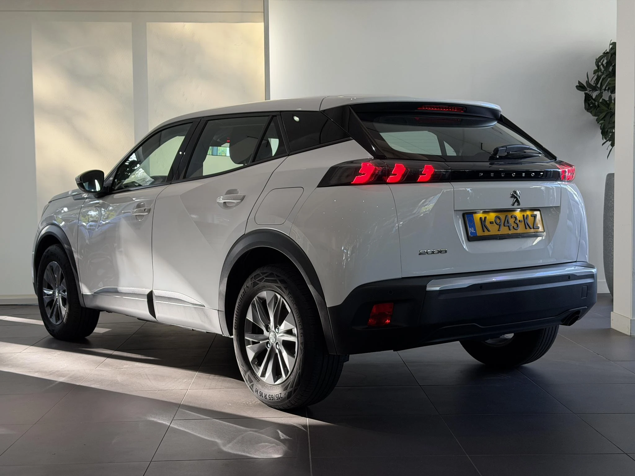 Peugeot-2008-image-5