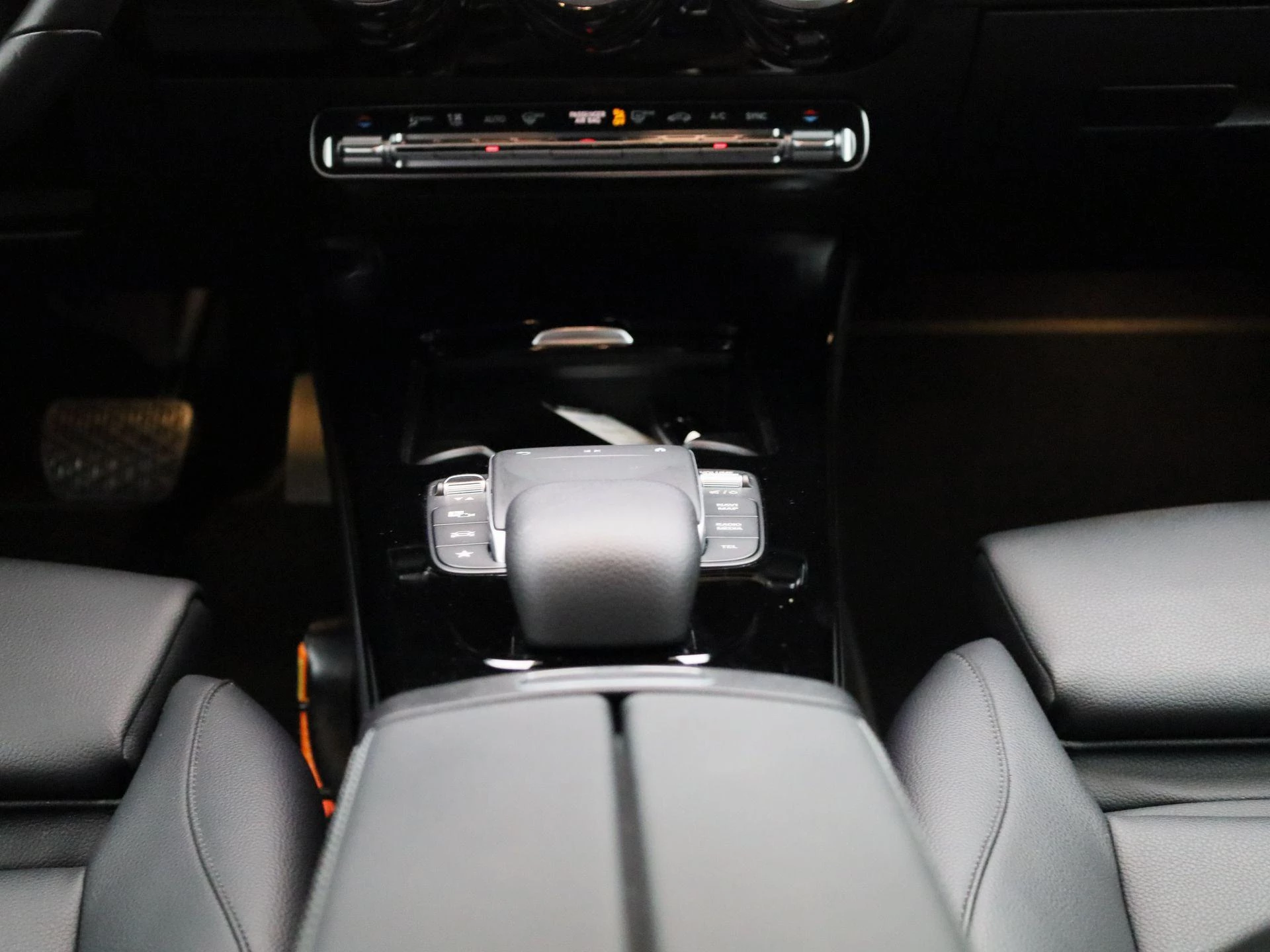 Mercedes-Benz-A-Klasse-image-9