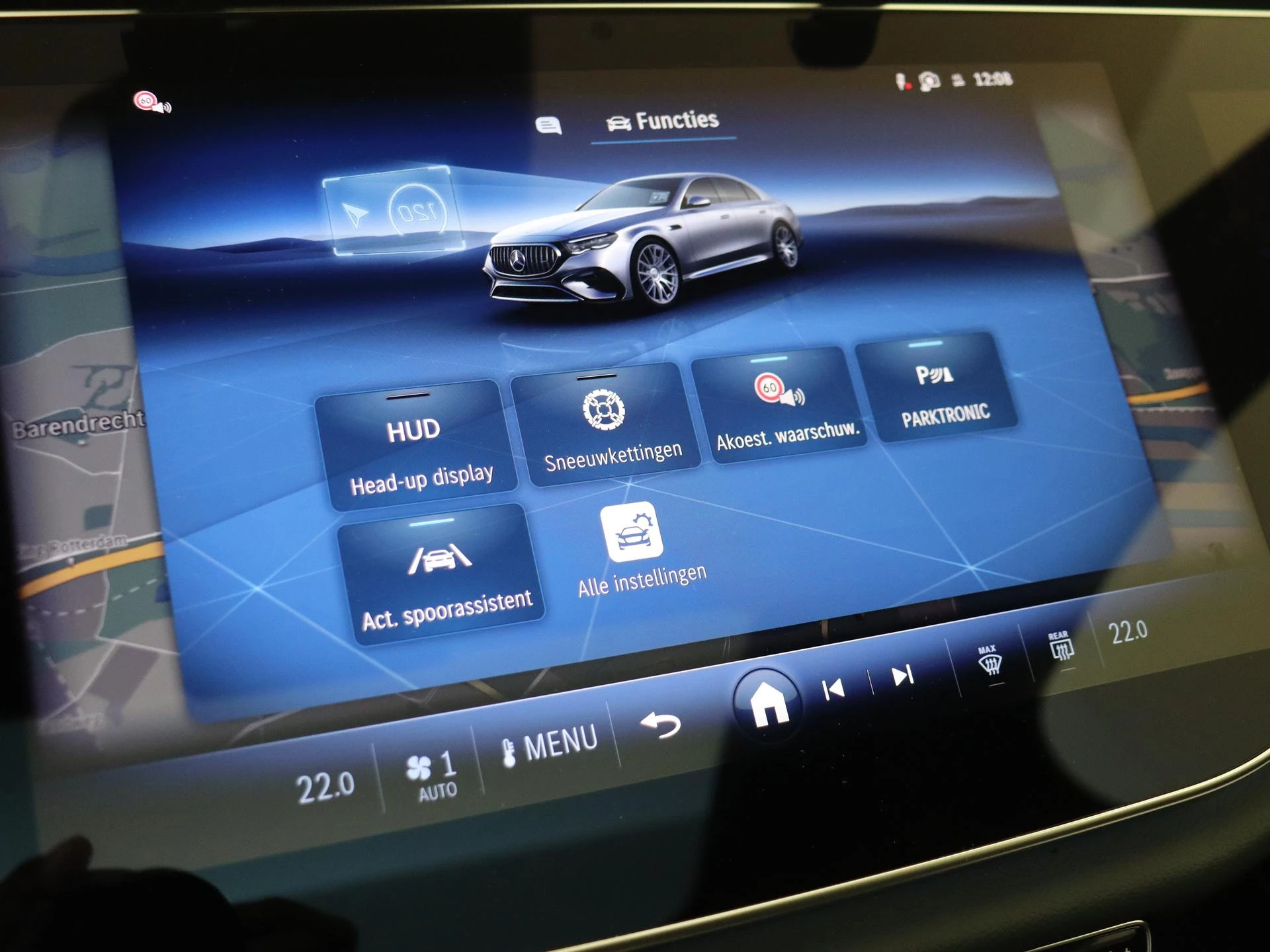 Mercedes-Benz-E-Klasse-image-23