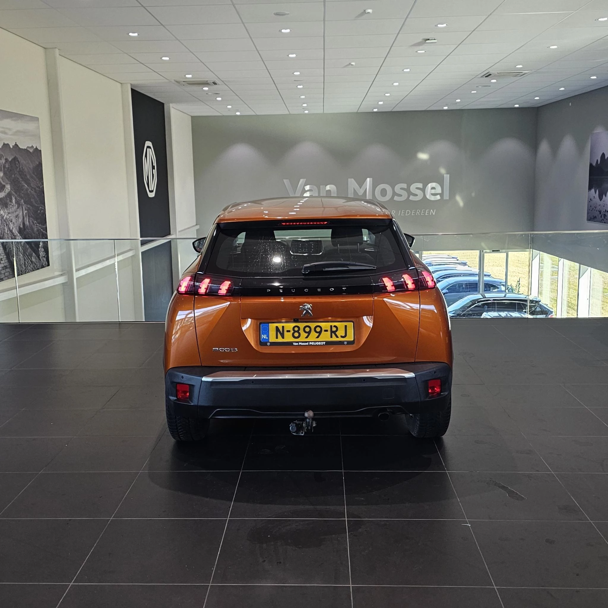 Peugeot 2008 1.2 PureTech Blue Lease Active