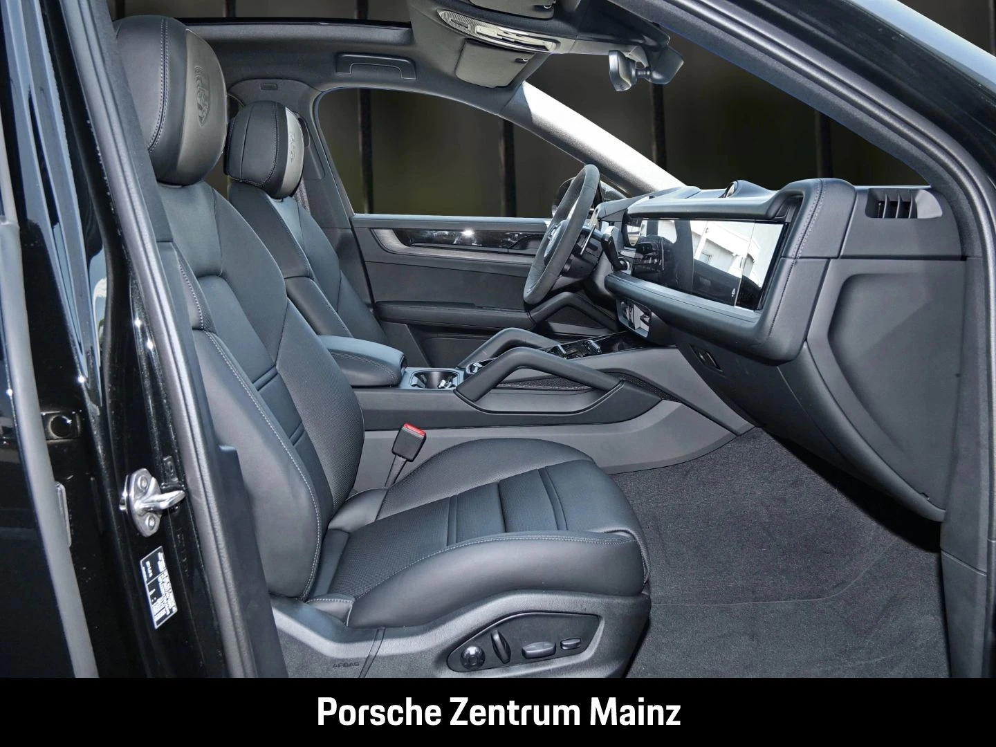 Porsche-Cayenne-image-20