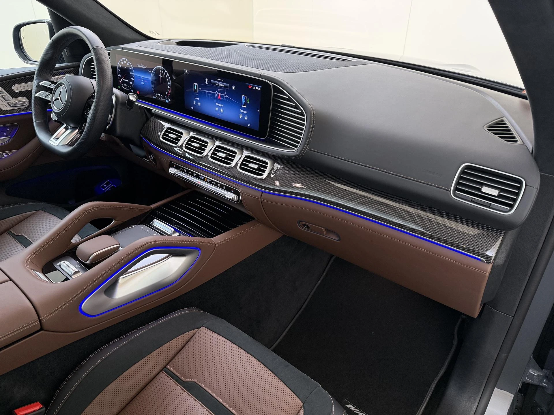 Mercedes-Benz-GLE-image-2