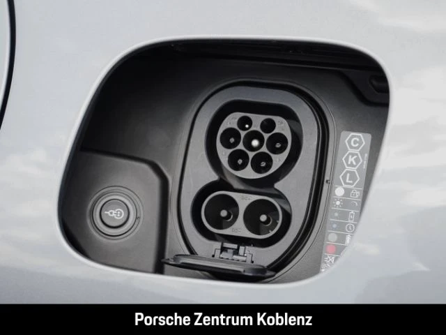 Porsche Cayenne Coupe Electric -