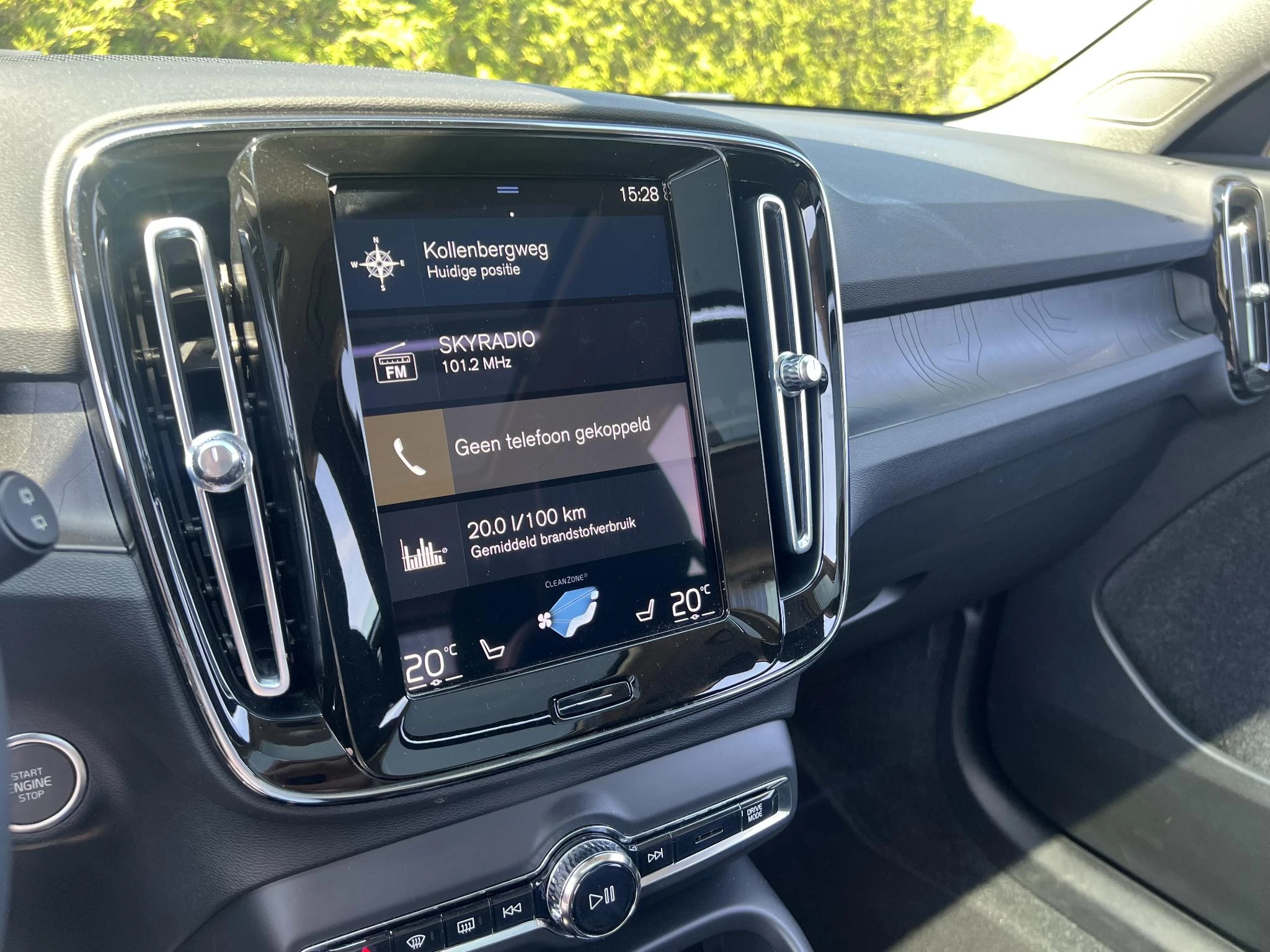 Volvo-XC40-image-14