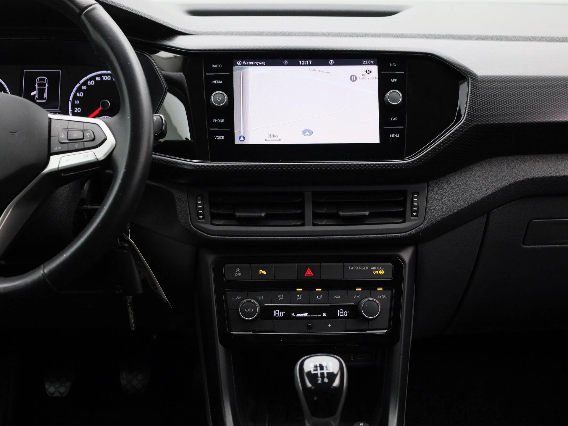 Volkswagen-T-Cross-image-7
