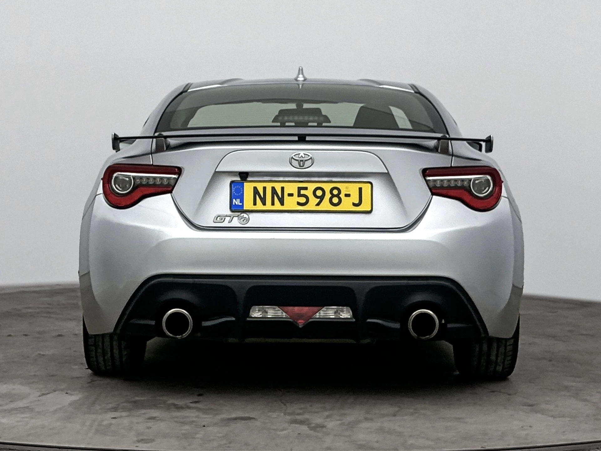 Toyota-GT86-image-2