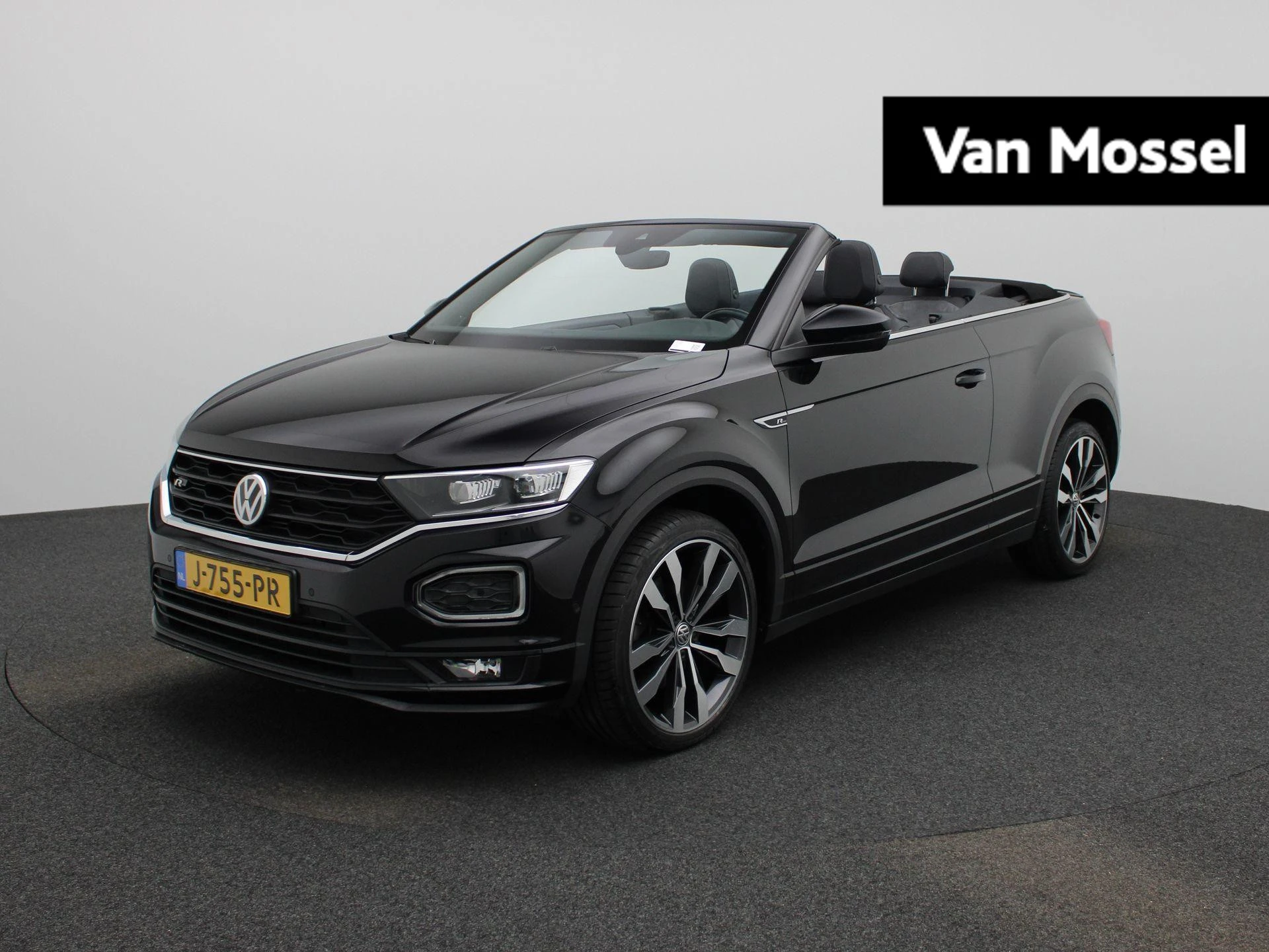 Volkswagen-T-Roc-image-0