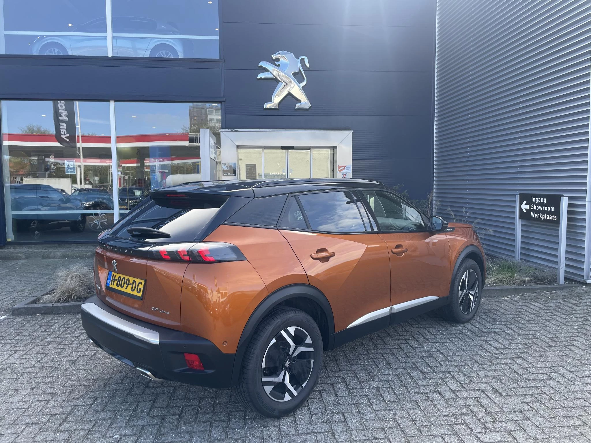 Peugeot-2008-image-7