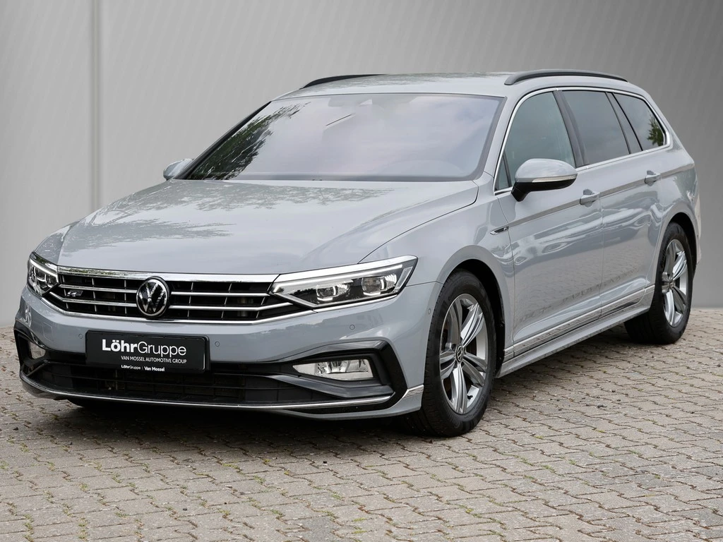 Volkswagen-Passat-image-1