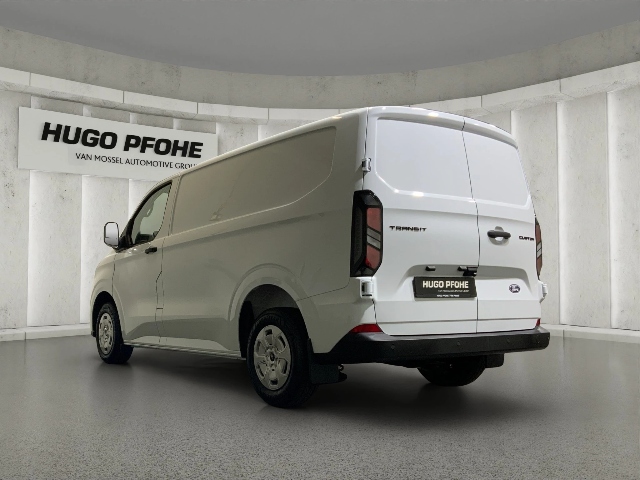 Ford-Transit Custom-image-2