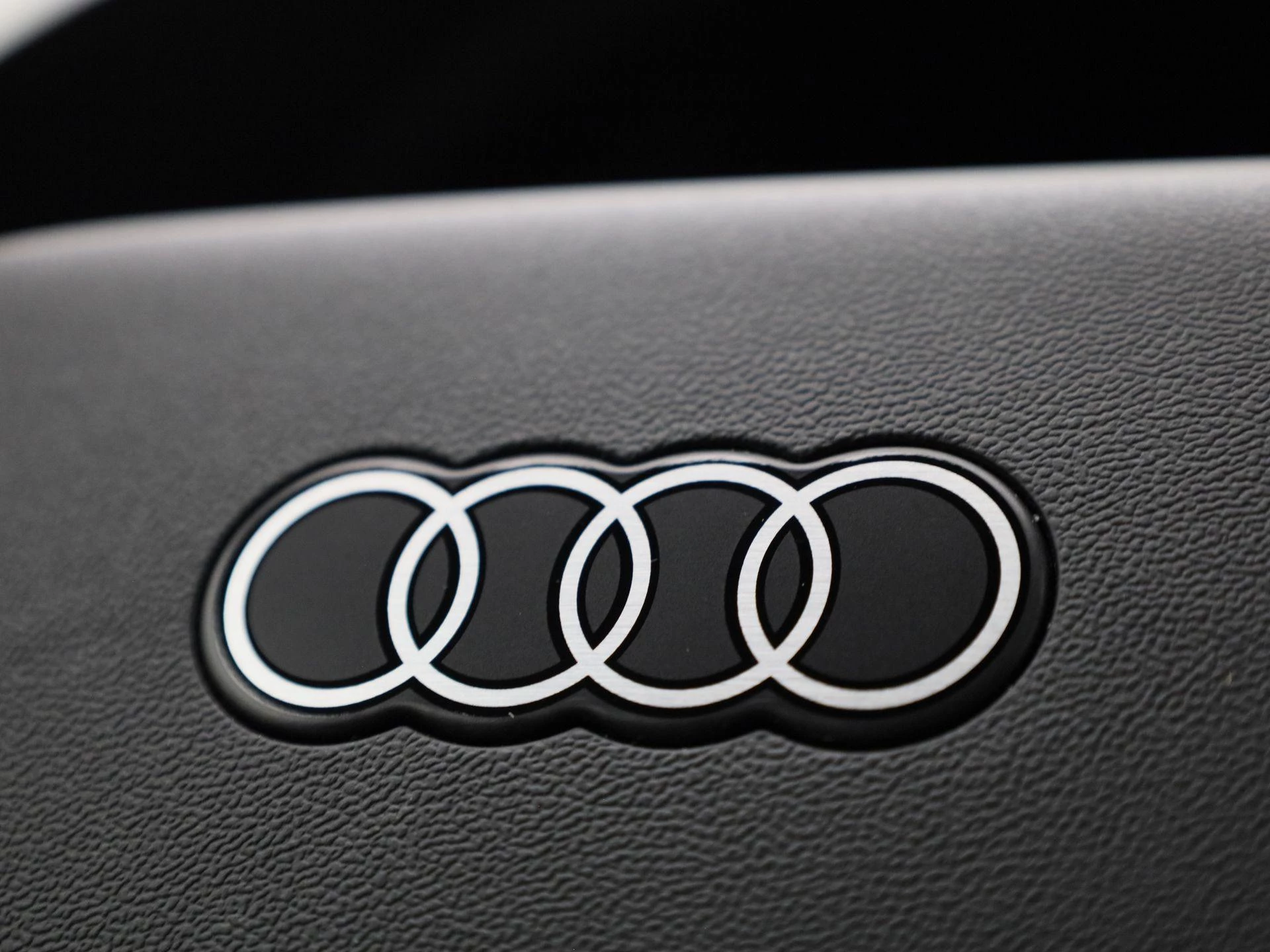 Audi Q6 e-tron edition performance 100 kWh