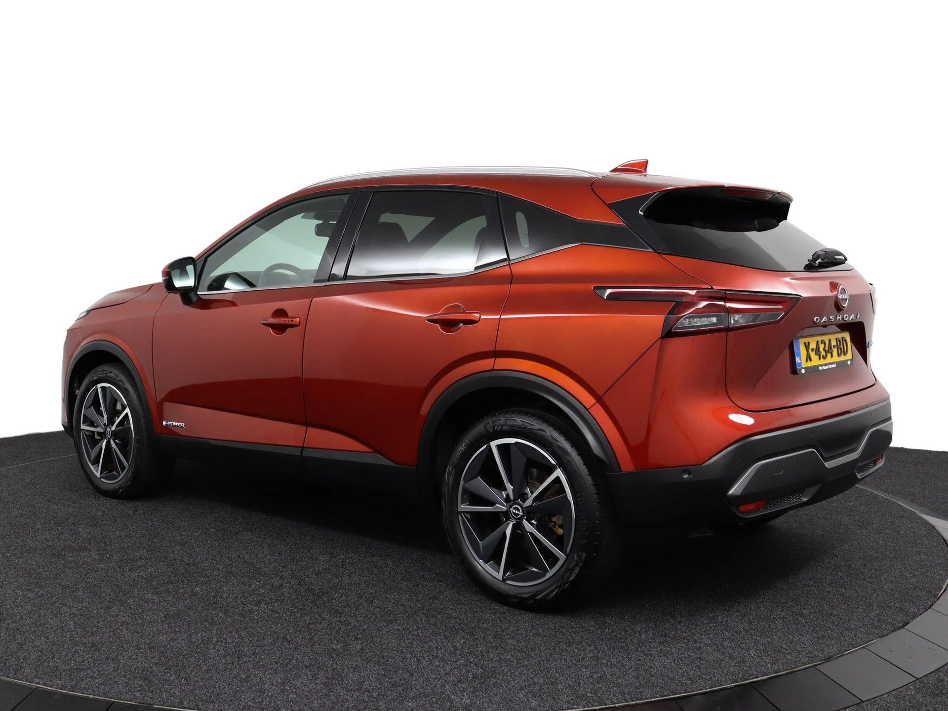 Nissan-QASHQAI-image-4
