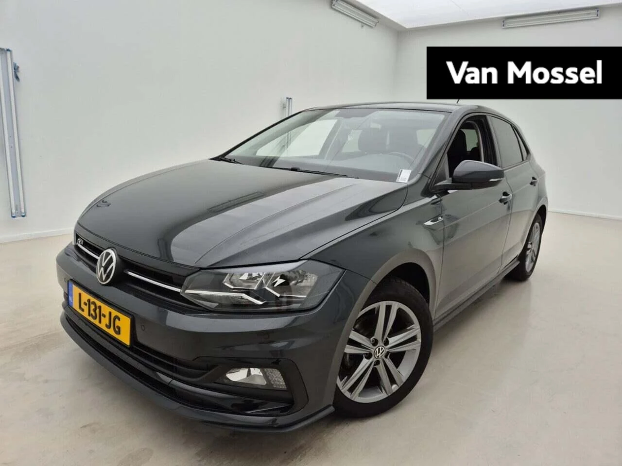 Volkswagen-Polo-image-0