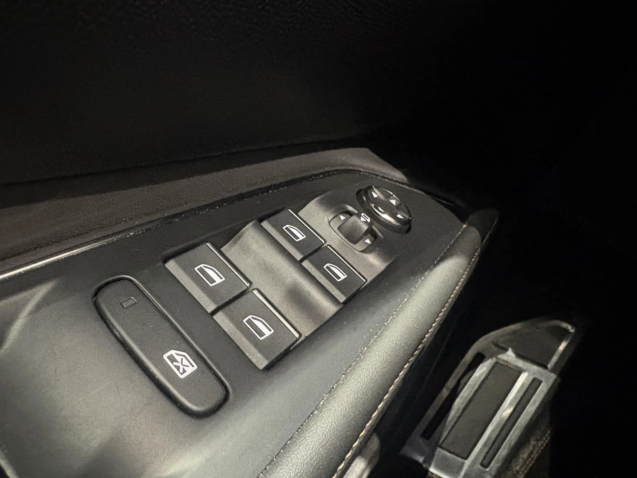 Peugeot-5008-image-19