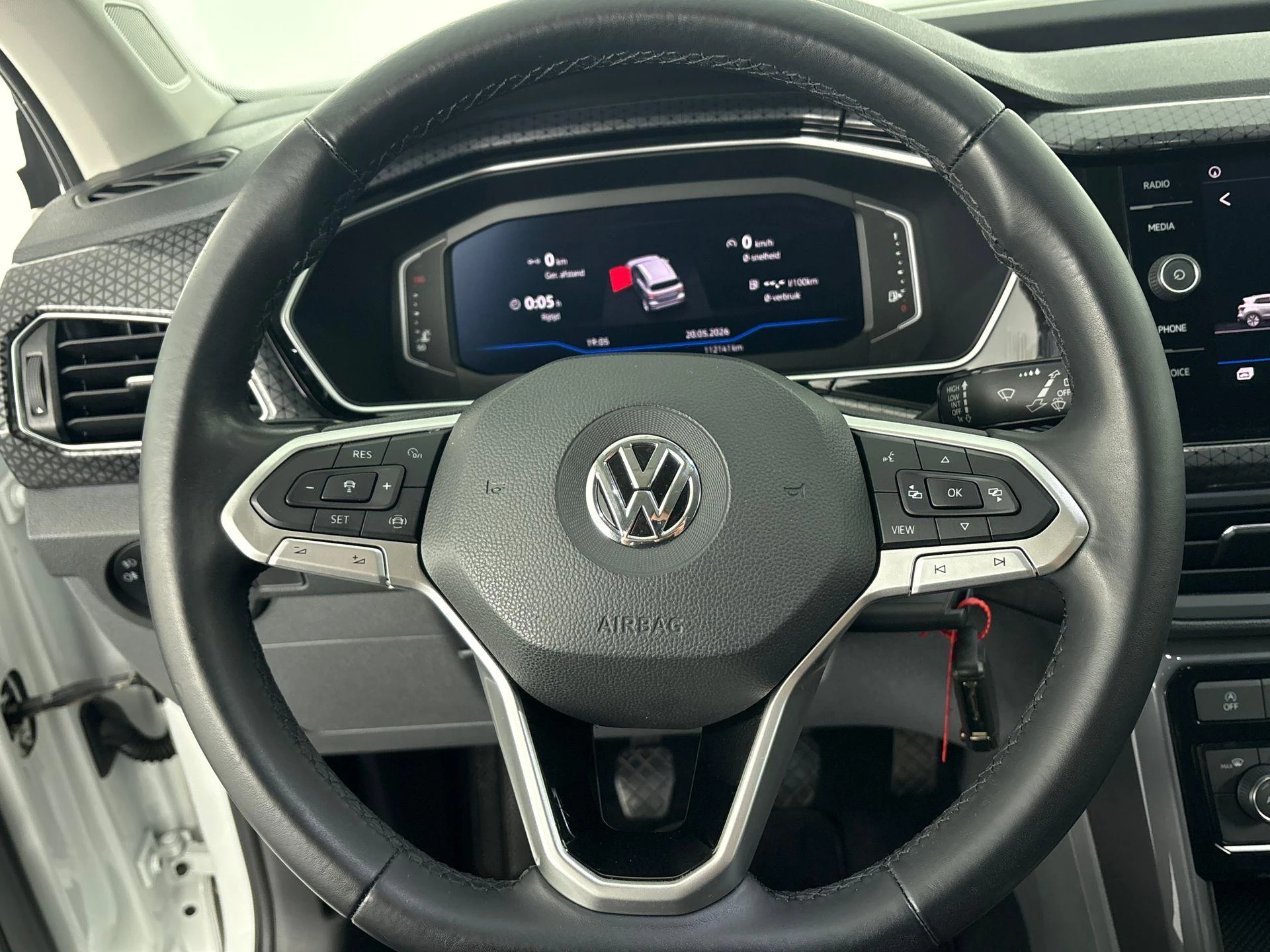 Volkswagen-T-Cross-image-24