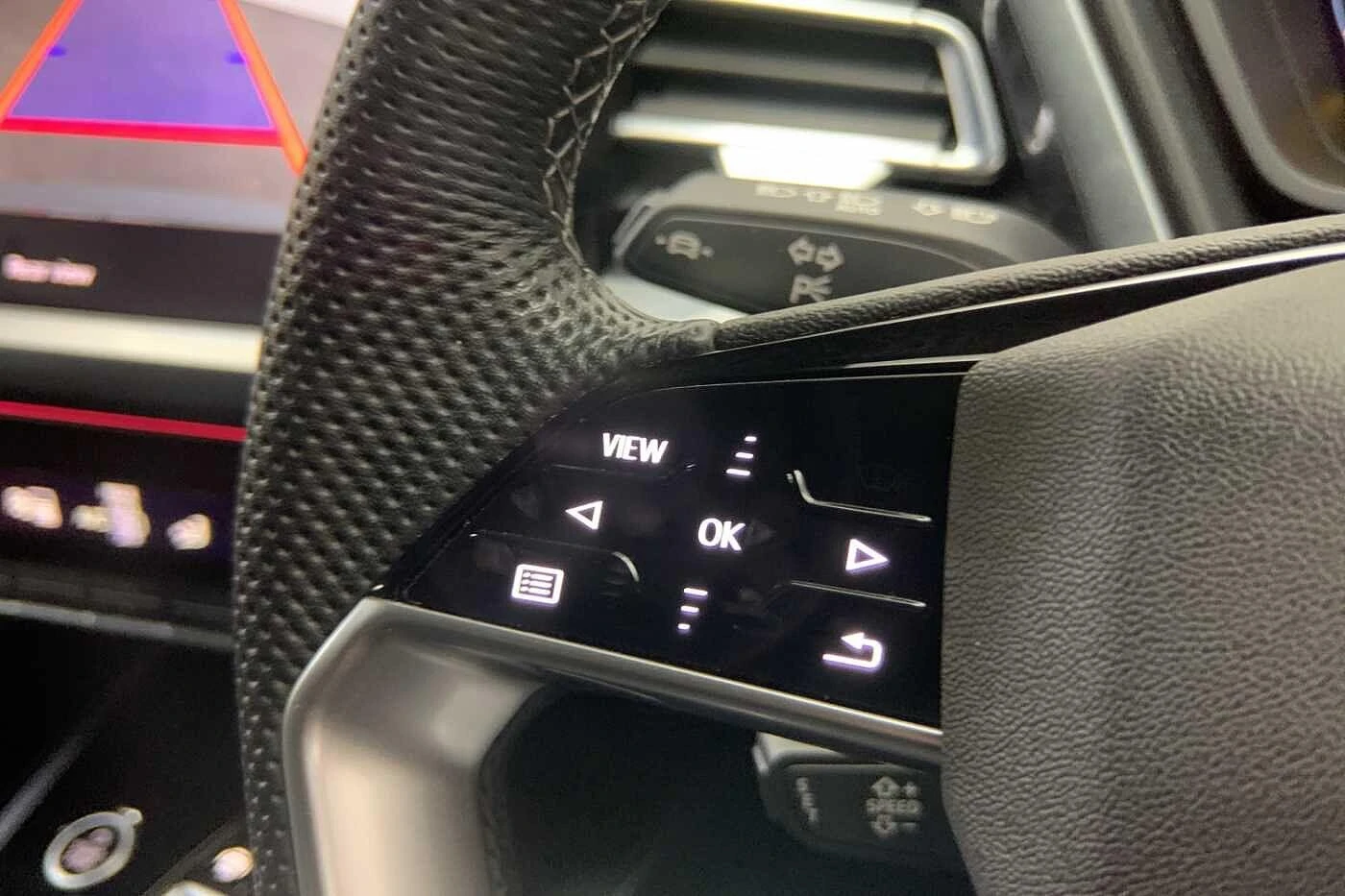 Audi-Q4 e-tron-image-25