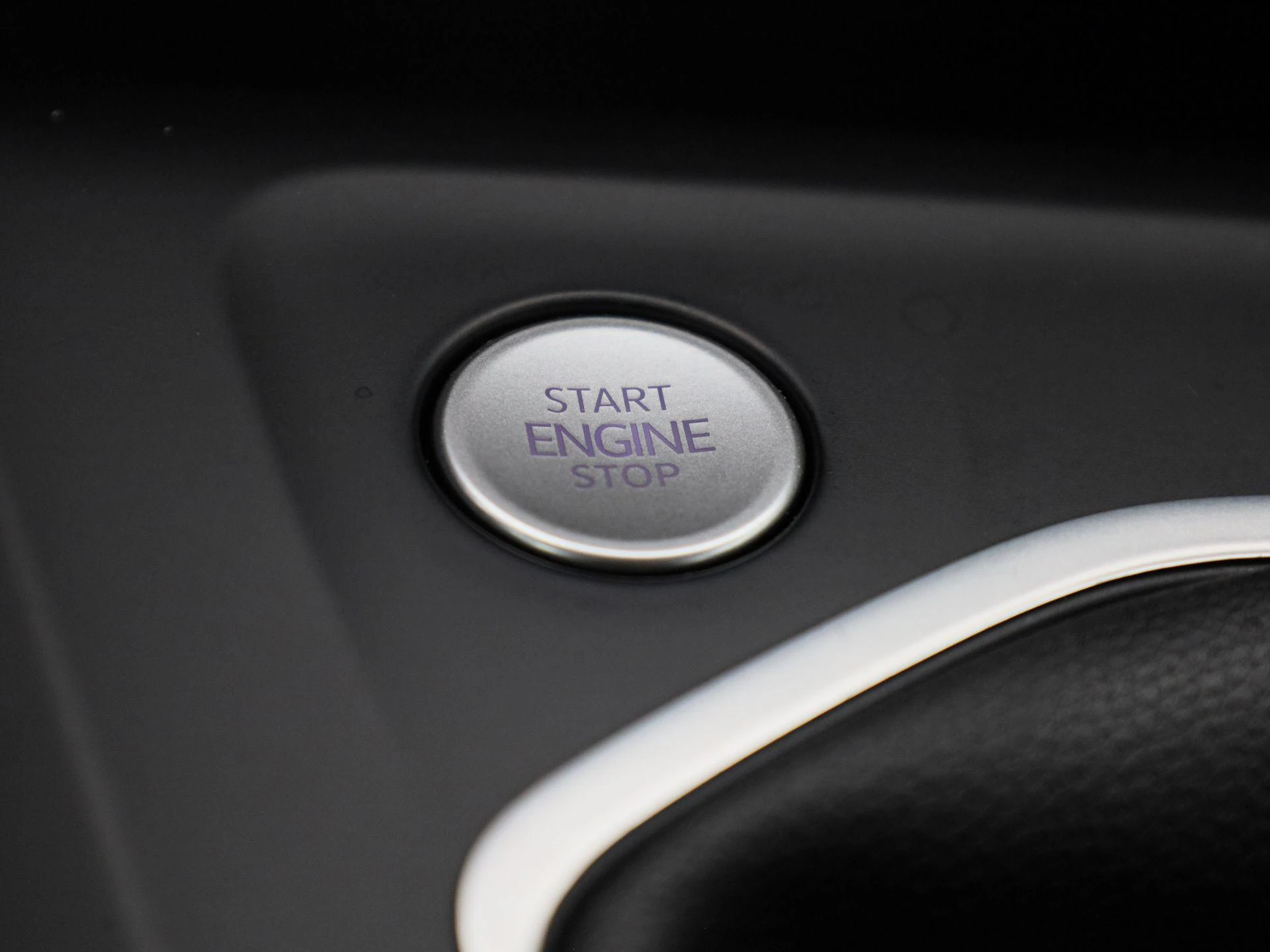 Volkswagen-Golf-image-17