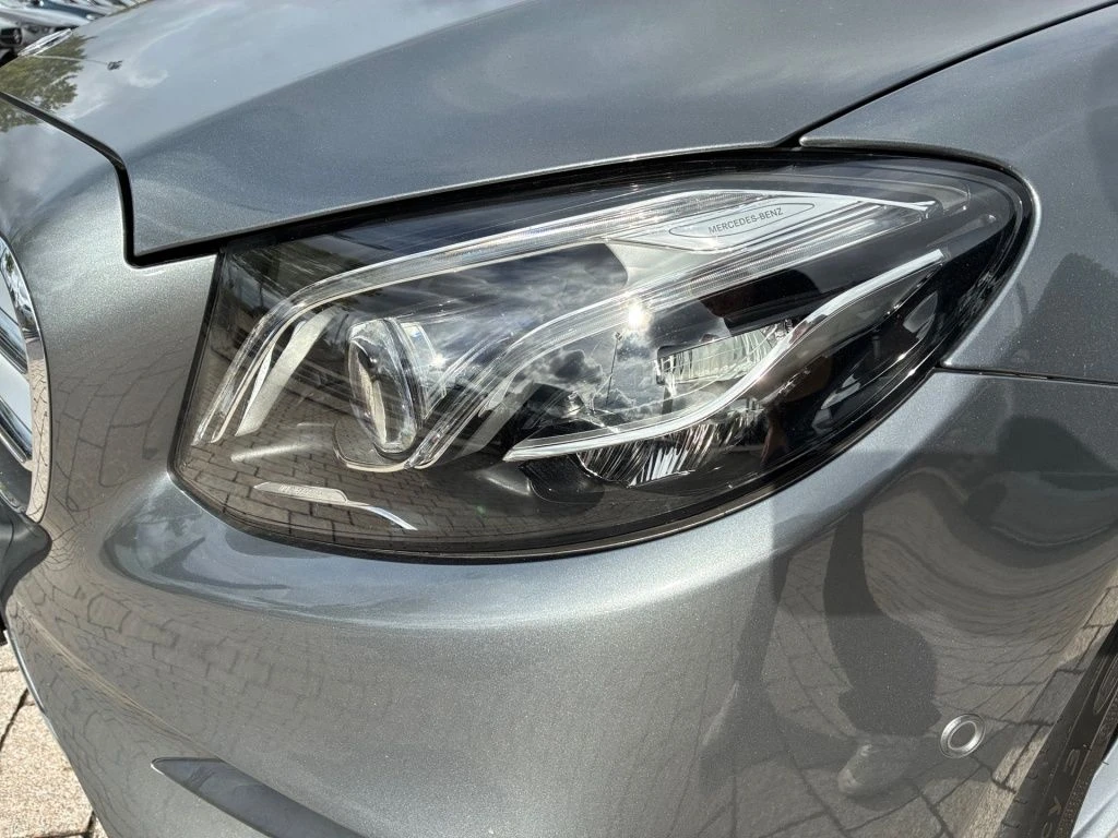 Mercedes-Benz-E-Klasse 200-image-3