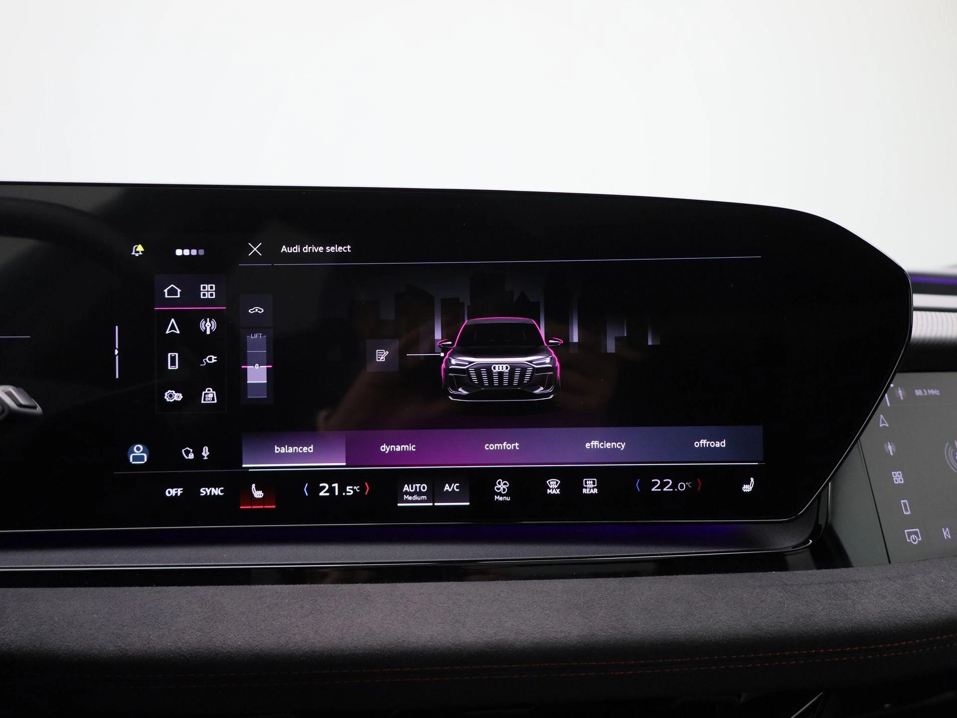 Audi-Q6 e-tron-image-34