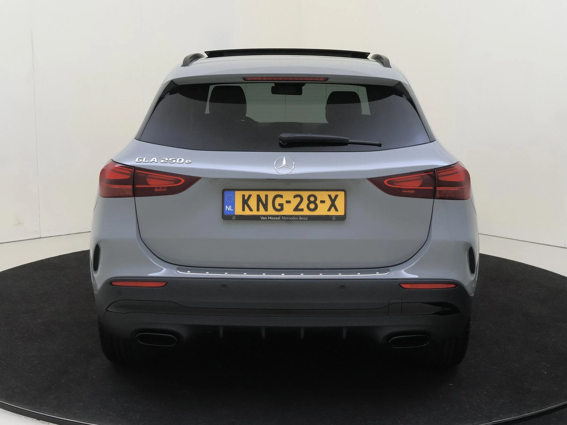 Mercedes-Benz GLA 250 e Business Solution AMG