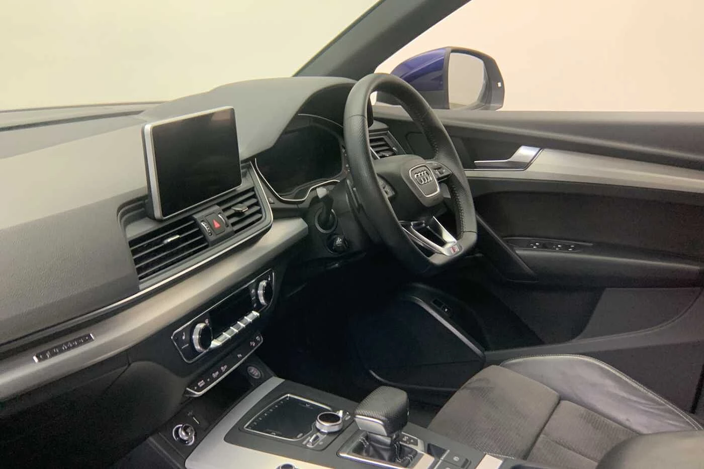 Audi-Q5-image-1