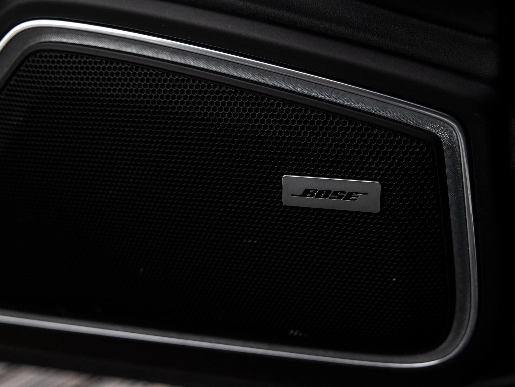 Porsche-Panamera-image-11
