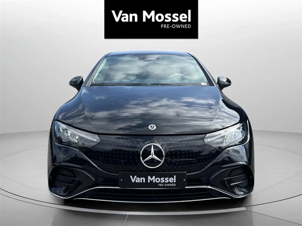 Mercedes-Benz-EQE-image-1