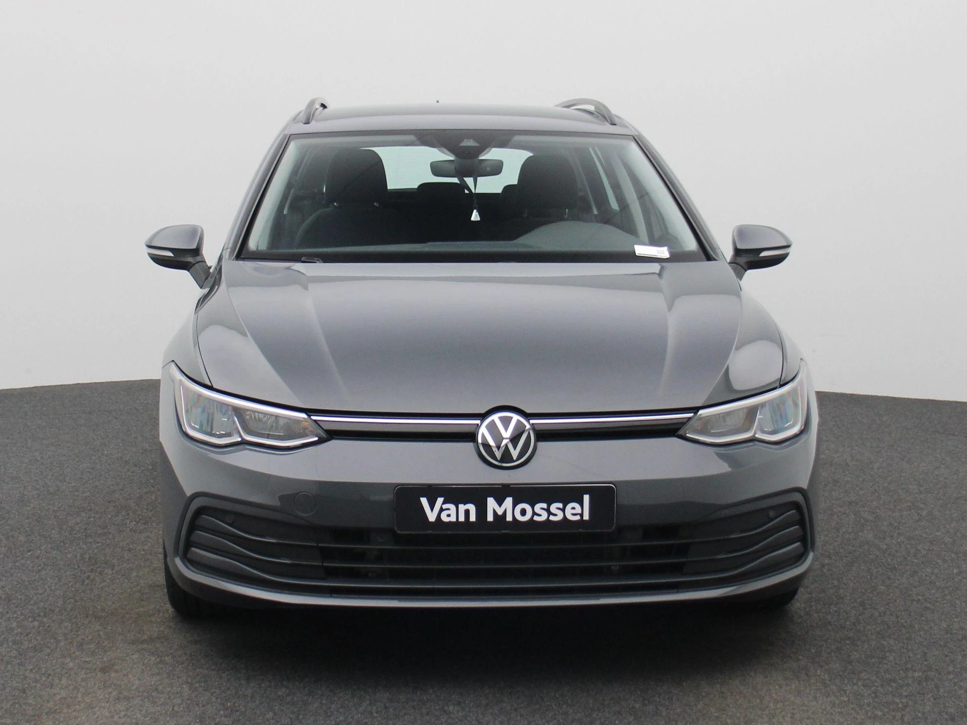 Volkswagen-Golf-image-3